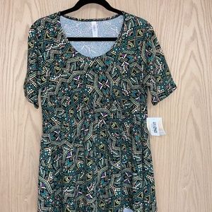 LuLaRoe Perfect T Small